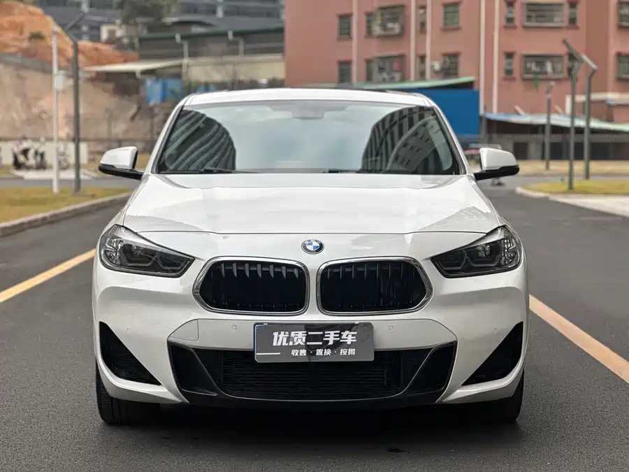 BMW X2