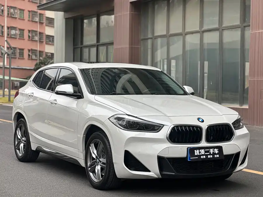 BMW X2