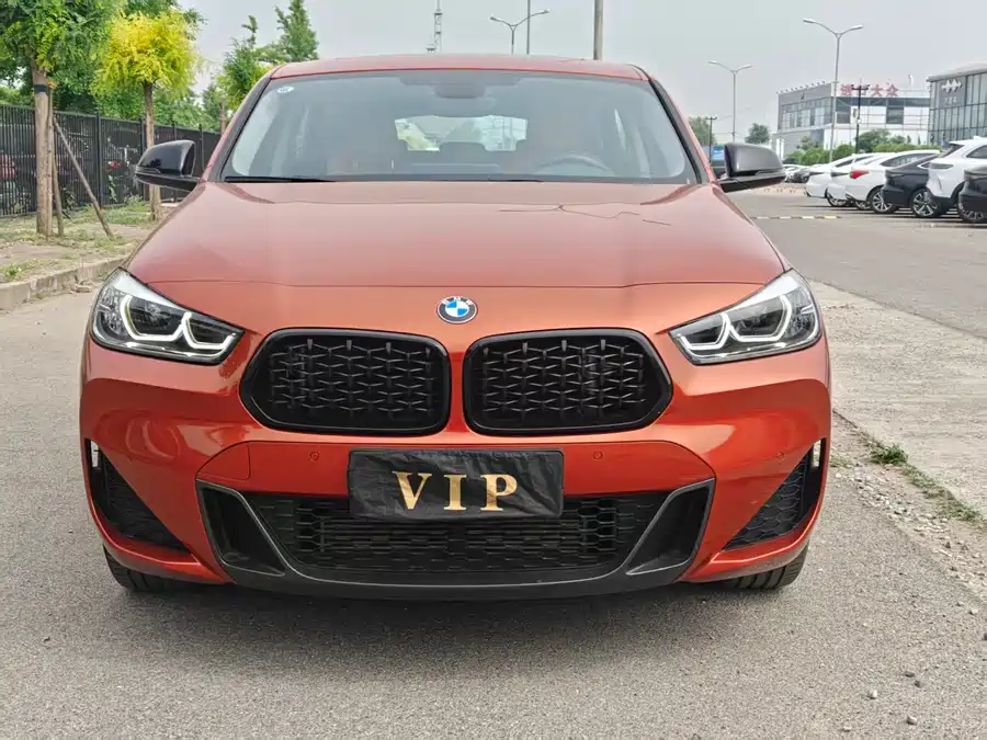 BMW X2