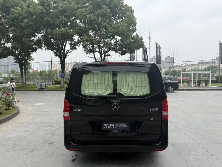Mercedes Benz Vito