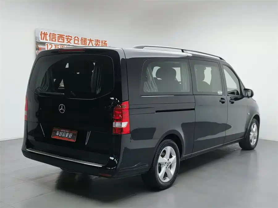 Mercedes Benz Vito