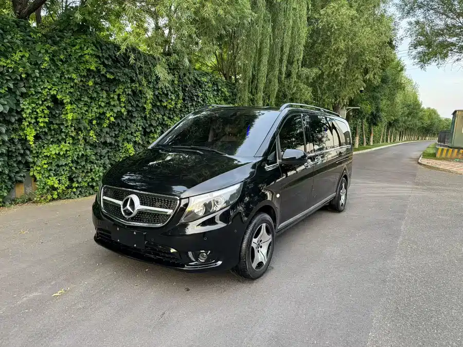 Mercedes Benz Vito