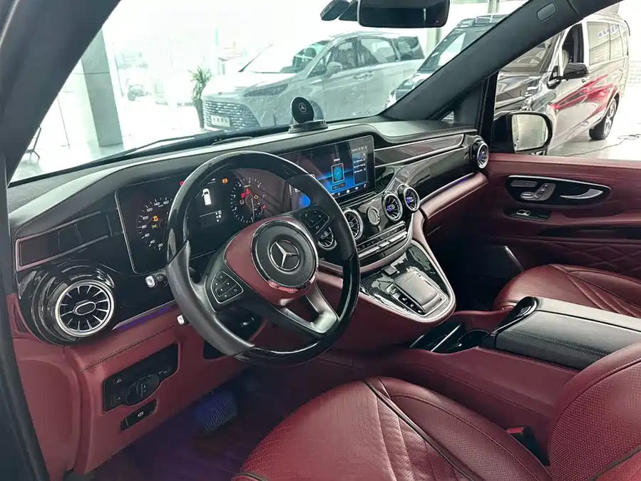 Mercedes Benz Vito