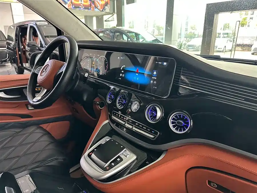 Mercedes Benz Vito