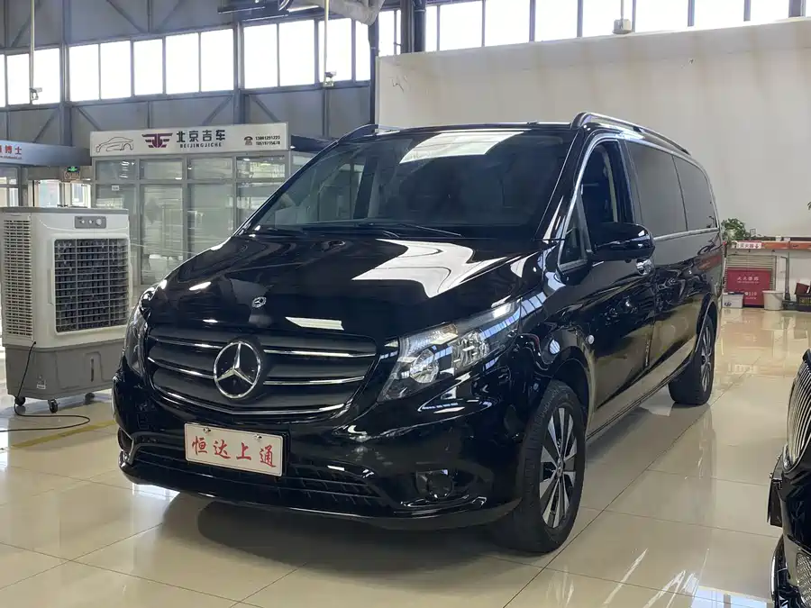 Mercedes Benz Vito