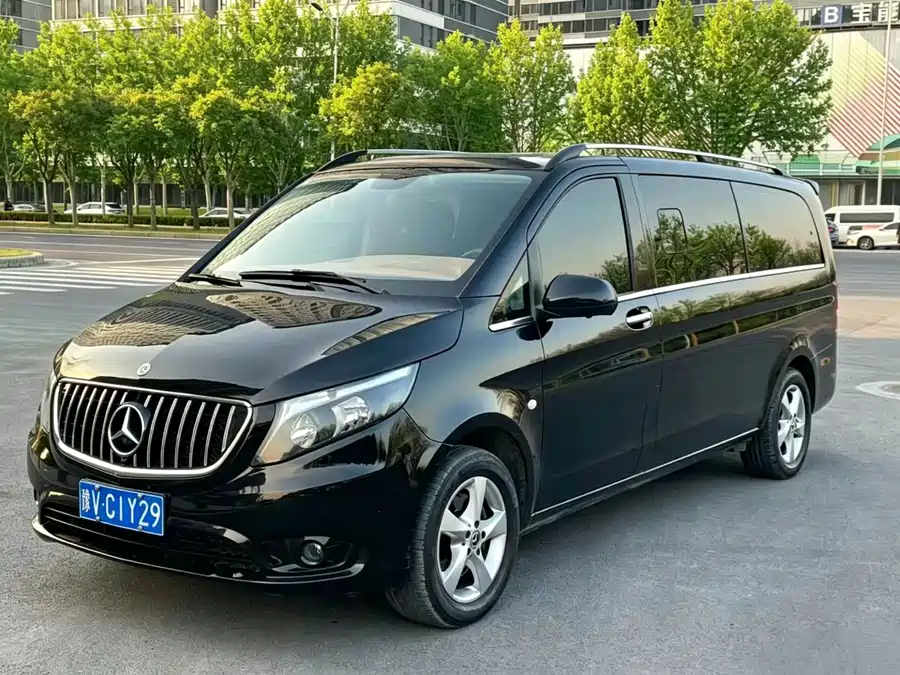 Mercedes Benz Vito
