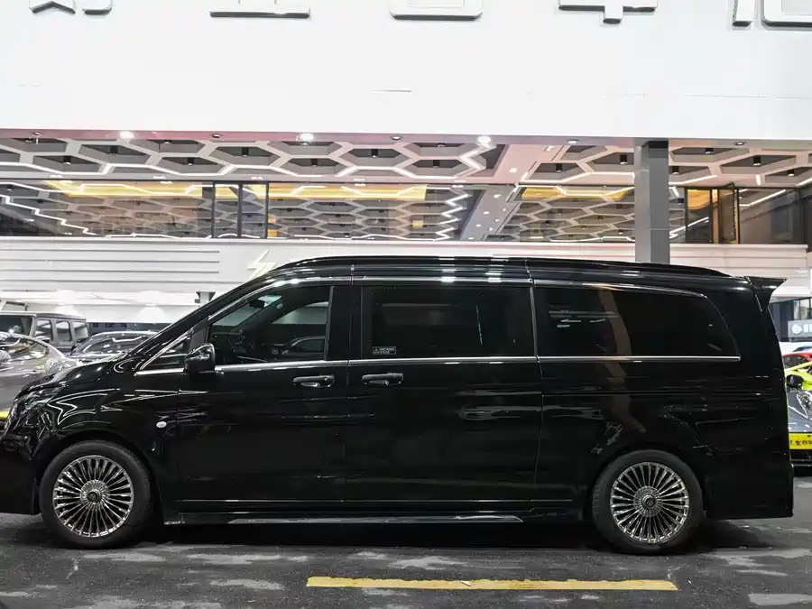 Mercedes Benz Vito