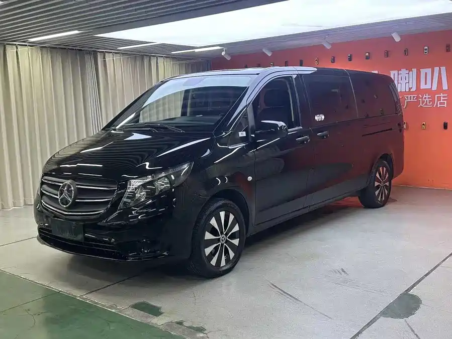 Mercedes Benz Vito