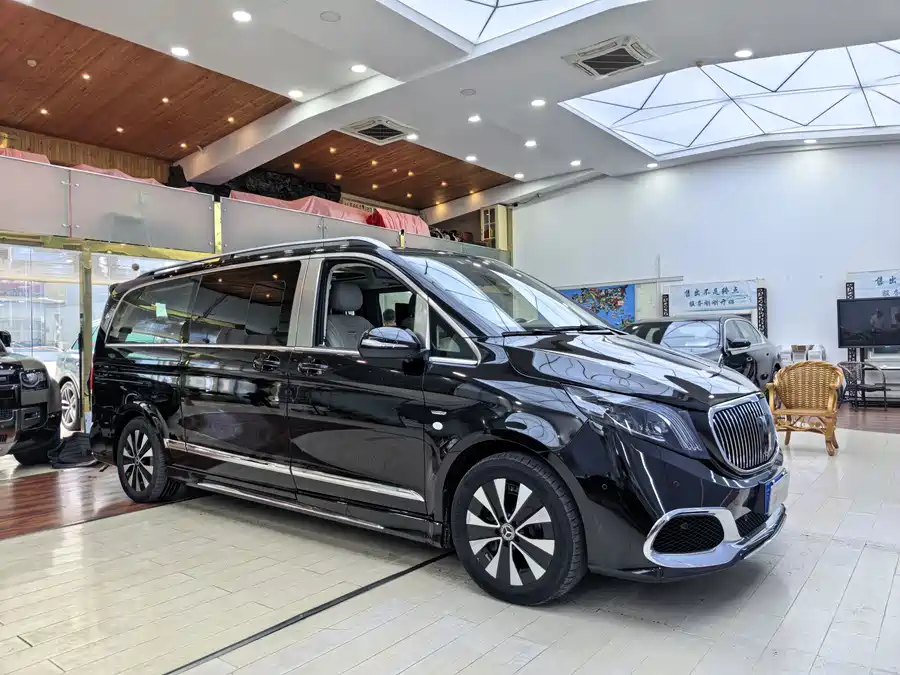 Mercedes Benz Vito