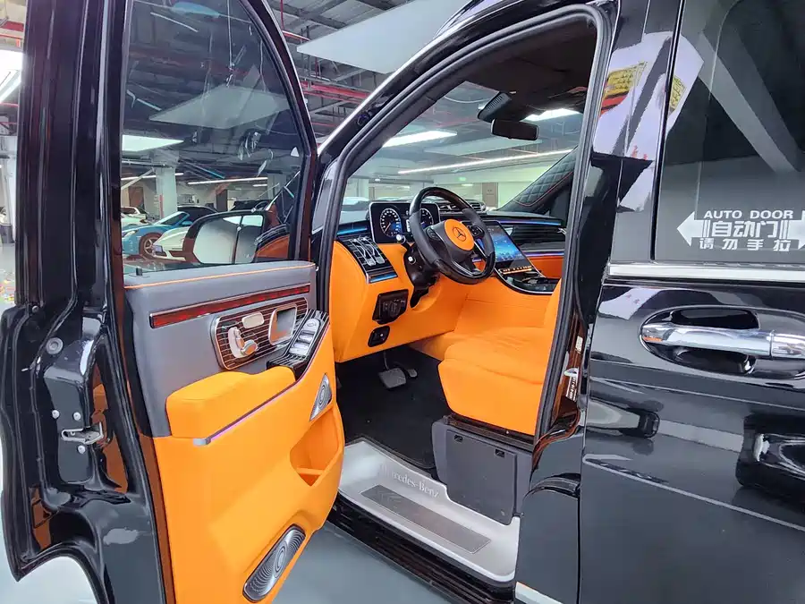 Mercedes Benz Vito