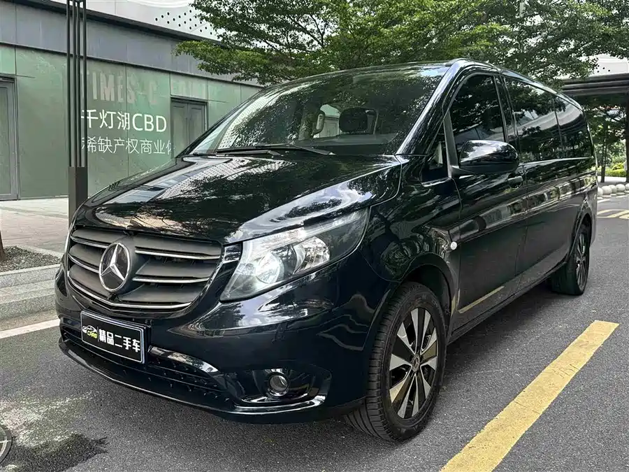 Mercedes Benz Vito