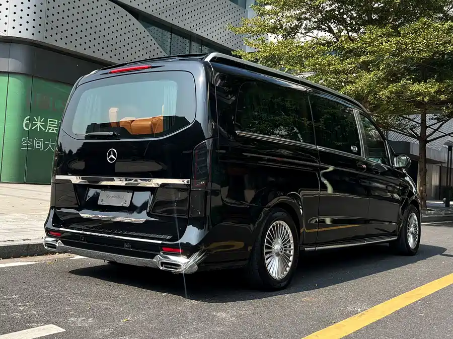 Mercedes Benz Vito