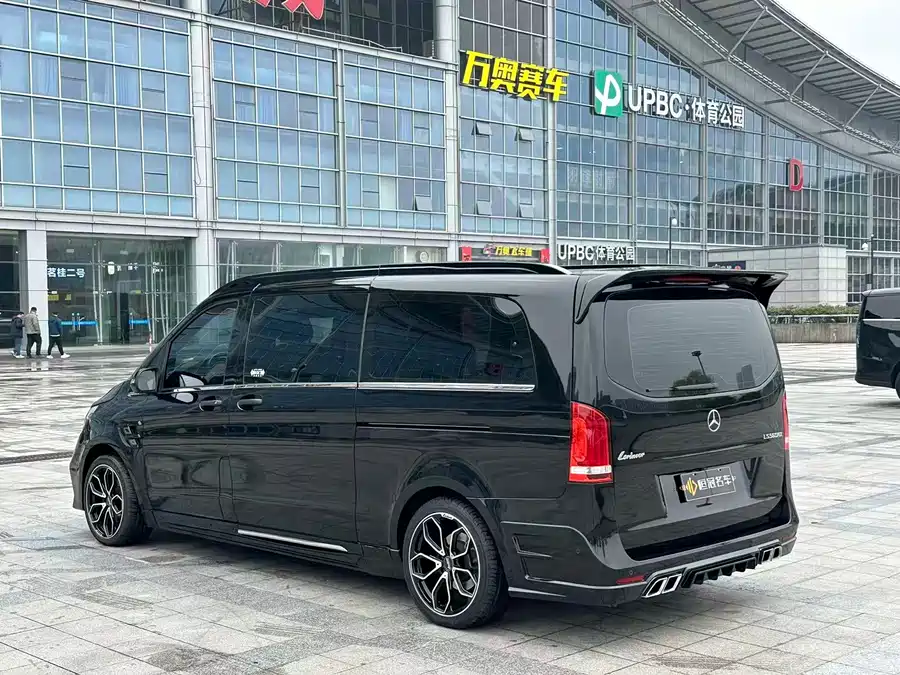 Mercedes Benz Vito
