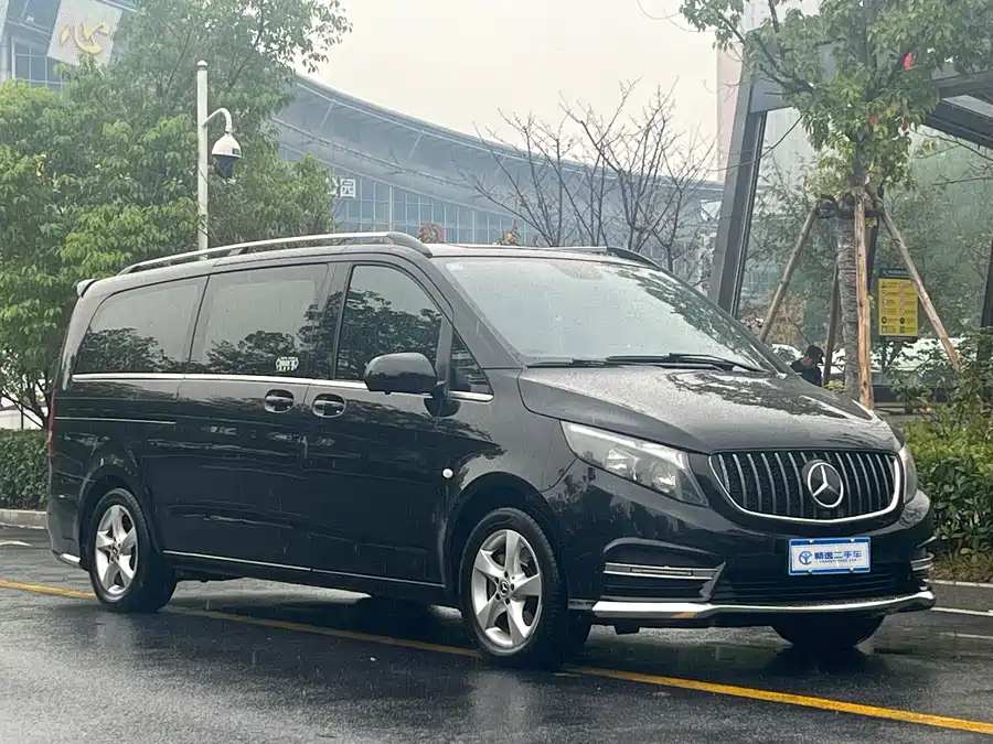 Mercedes Benz Vito