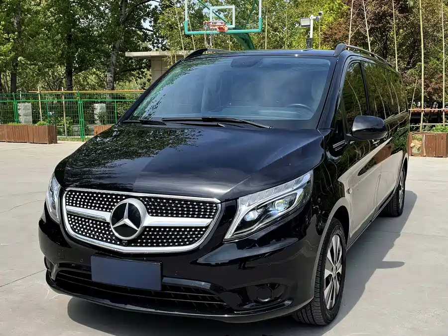 Mercedes Benz Vito