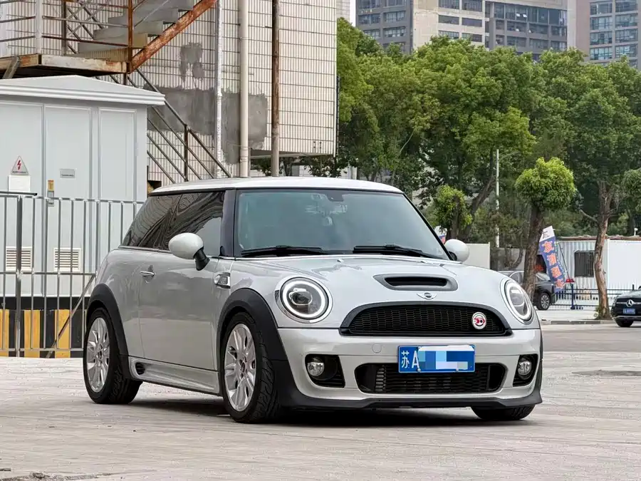 MINI 