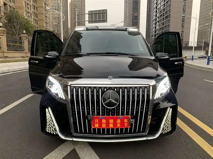 Mercedes Benz Vito