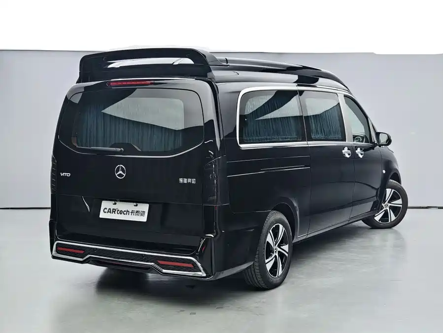 Mercedes Benz Vito