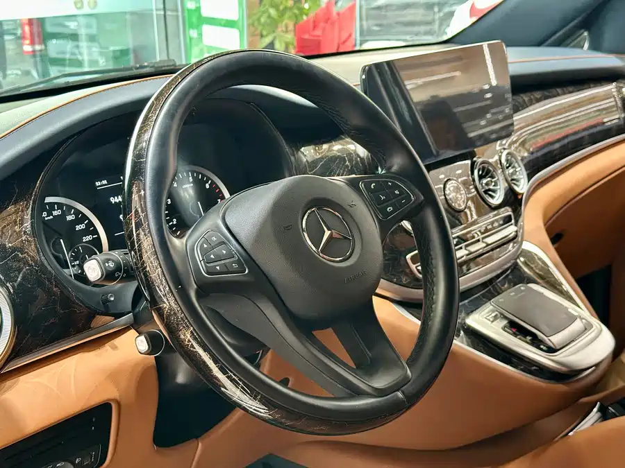 Mercedes Benz Vito