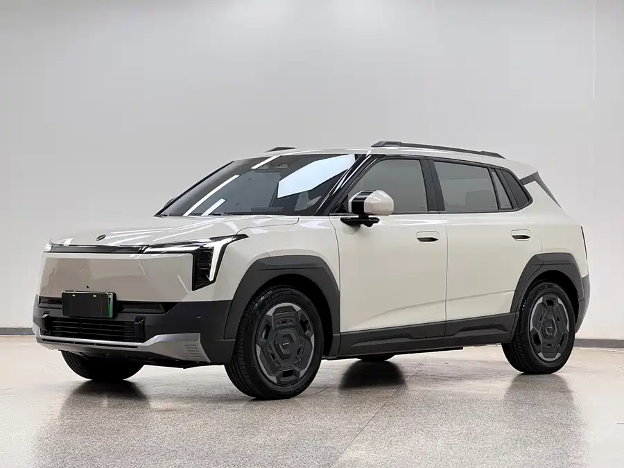 Dongfeng Nano 06