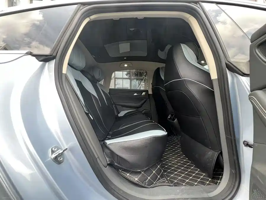 Dongfeng Xinghai S7
