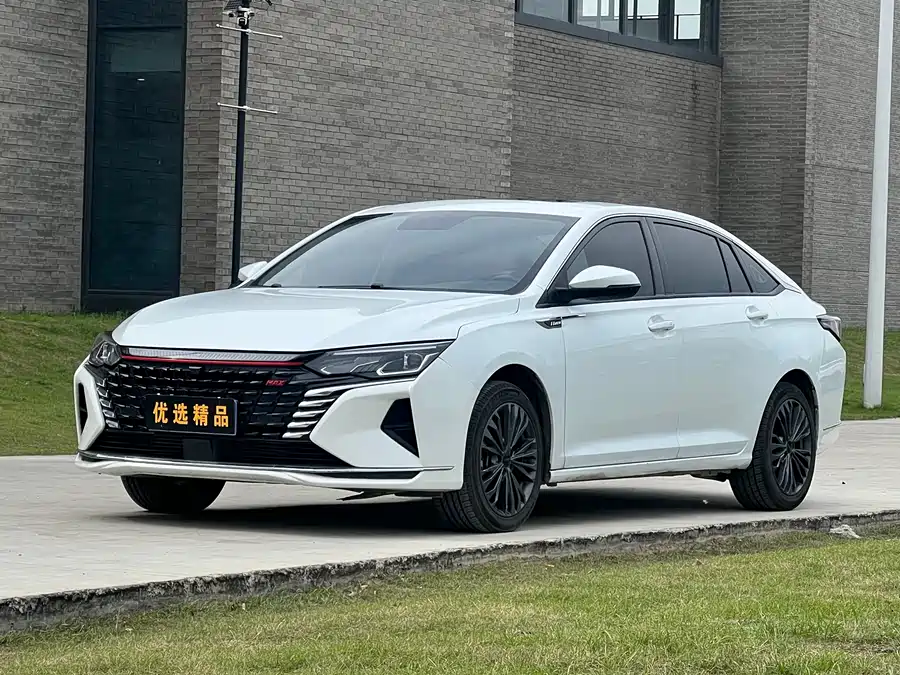 Dongfeng Yixuan MAX