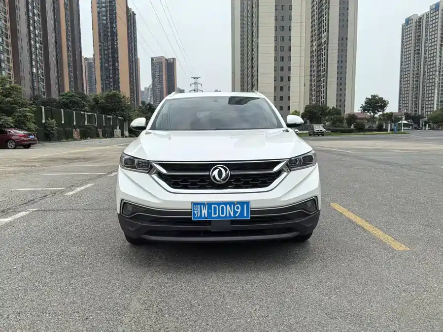 Dongfeng AX7