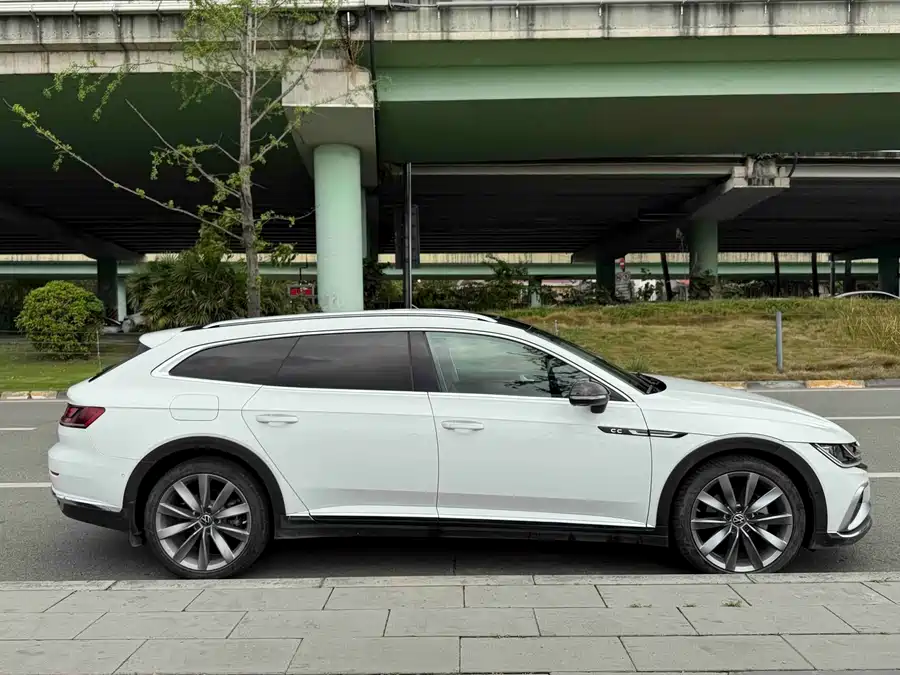 Volkswagen FAW- CC