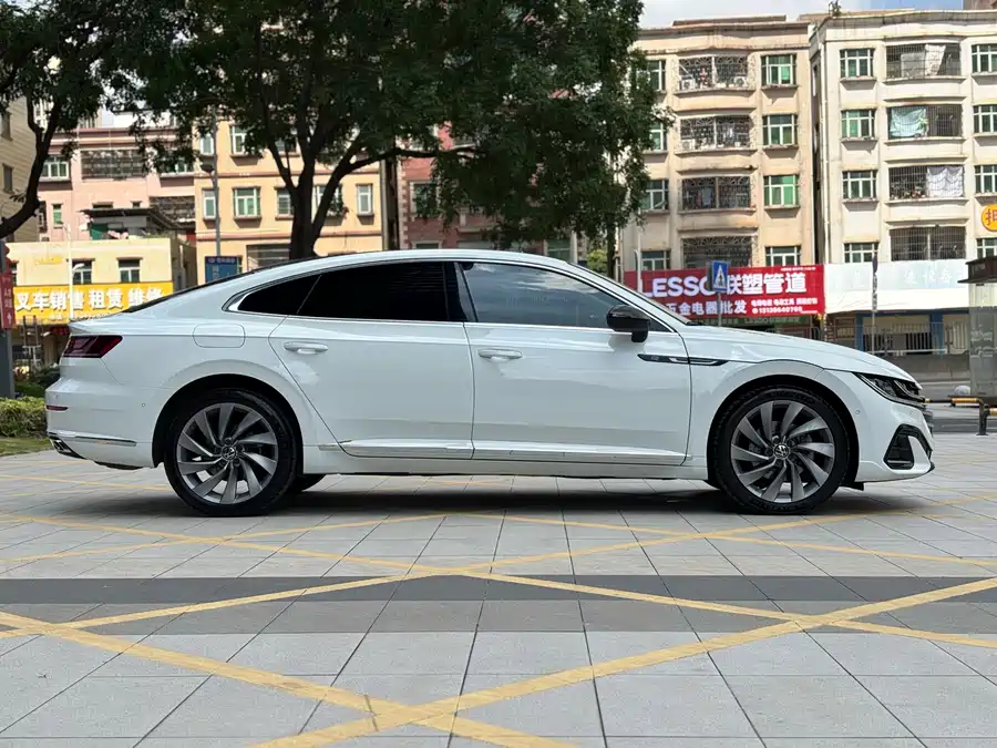 Volkswagen FAW- CC