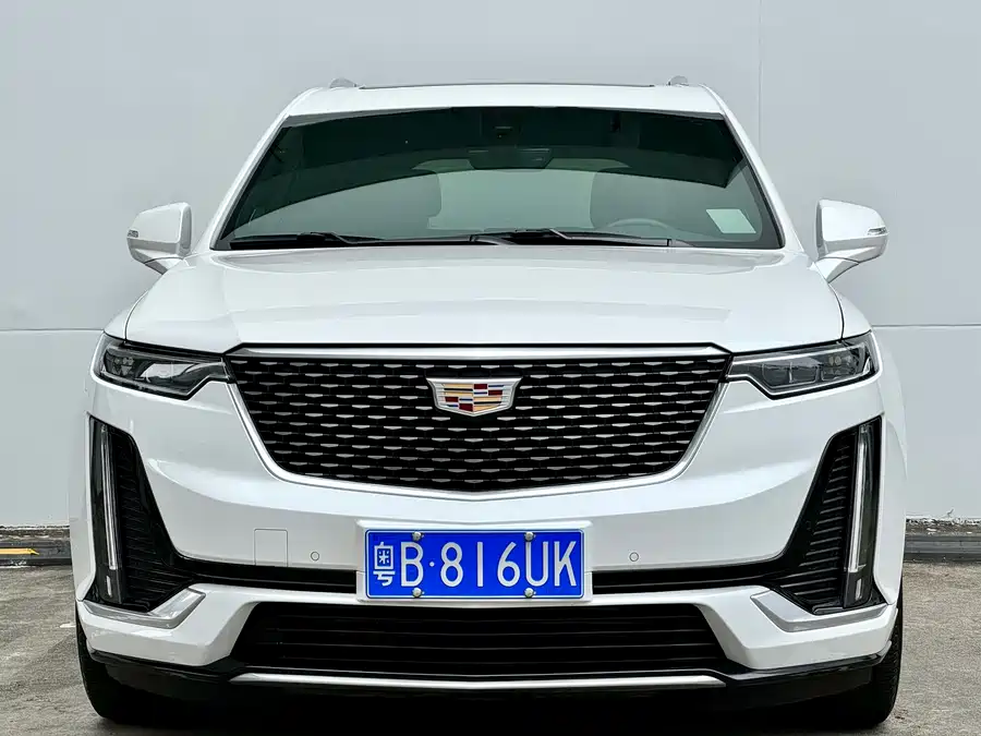 Cadillac XT6