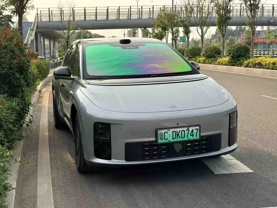 Li Auto i6