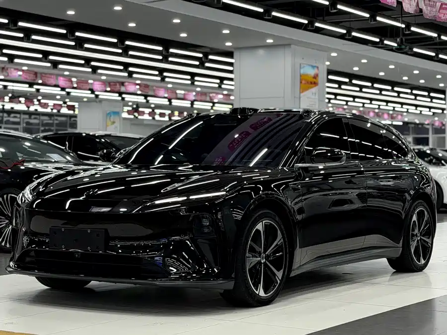 NIO ET5T