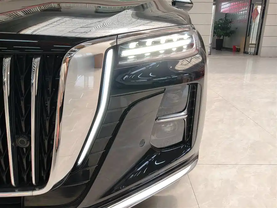 Hongqi H5