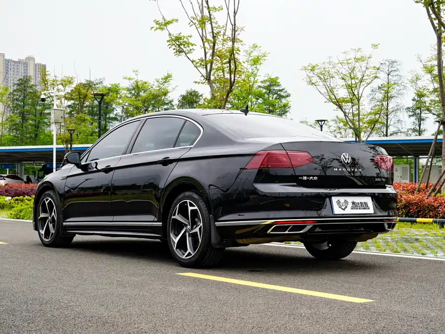 Volkswagen Magotan