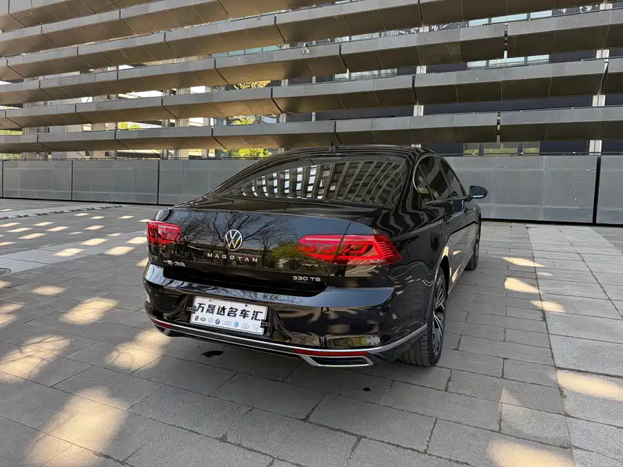 Volkswagen Magotan