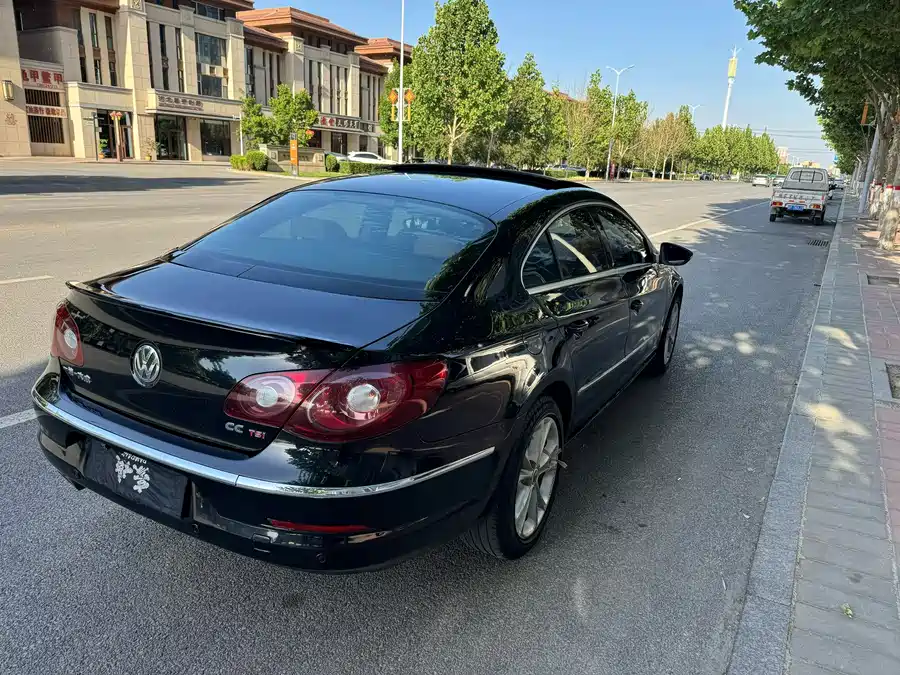 Volkswagen FAW- CC