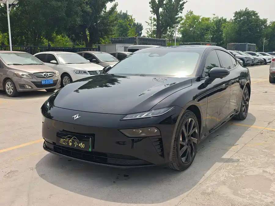 Dongfeng eπ007