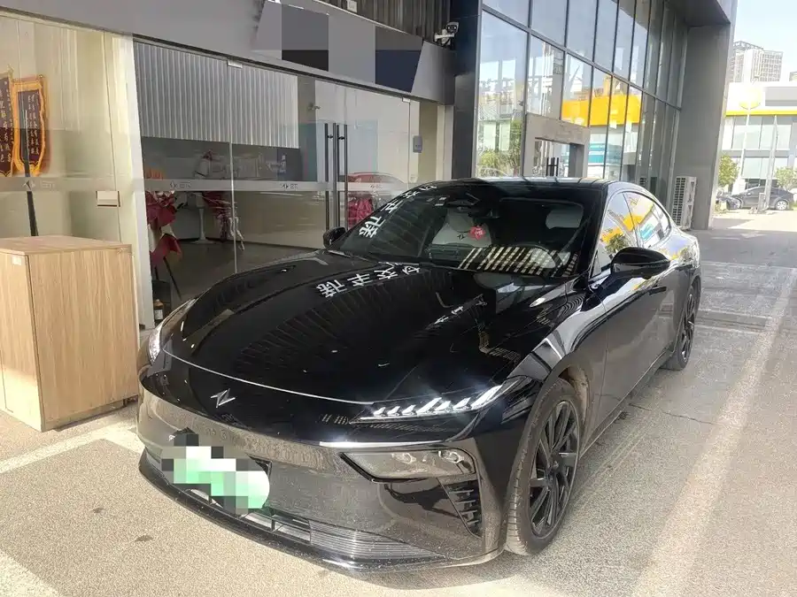 Dongfeng eπ007
