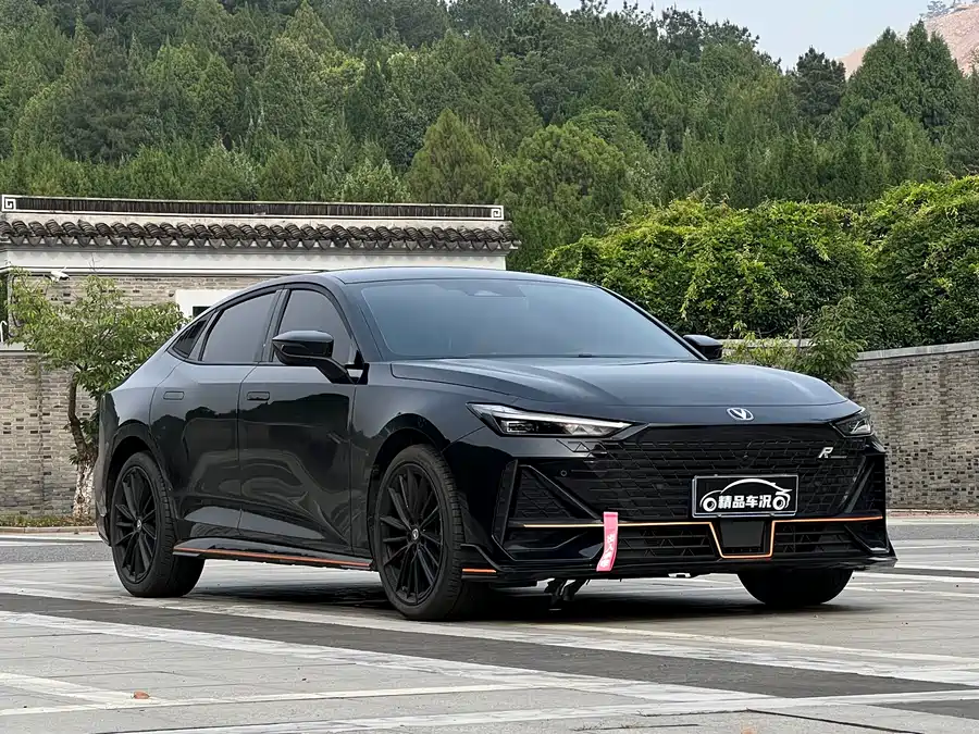 Changan UNI-V