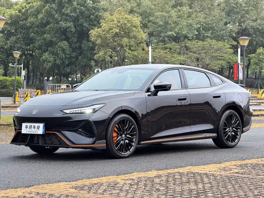 Changan UNI-V