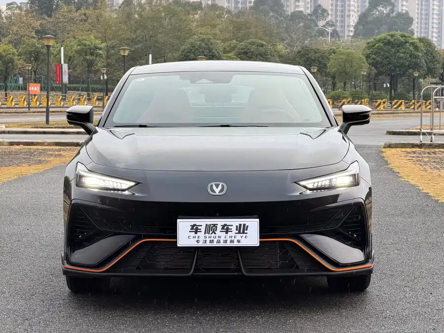 Changan UNI-V