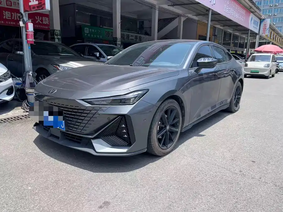 Changan UNI-V