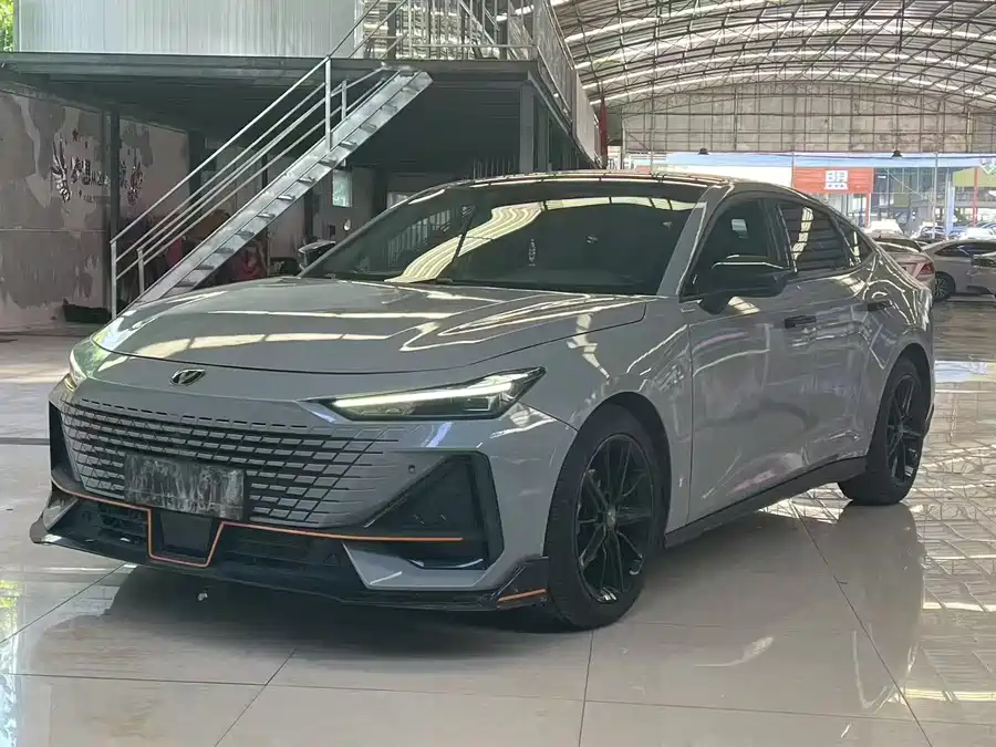 Changan UNI-V