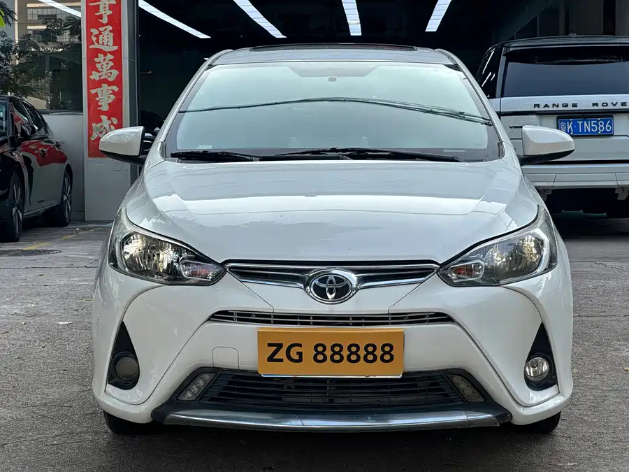 Toyota YARiS L Enjoy