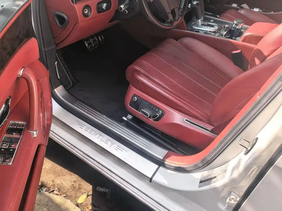 Bentley Flying Spur