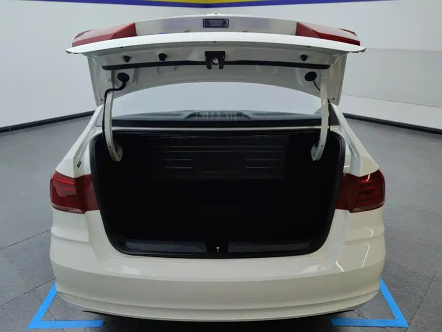Volkswagen Santana