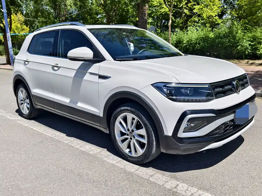 Volkswagen T-Cross (Tukai)