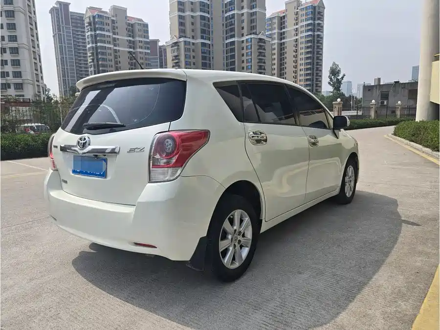 Toyota Verso / EZ