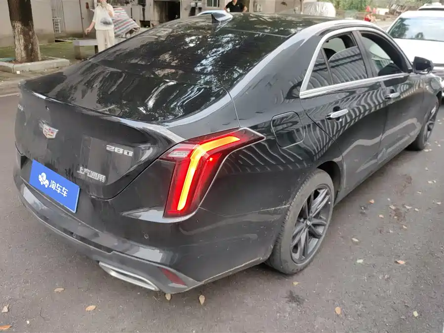 Cadillac CT4