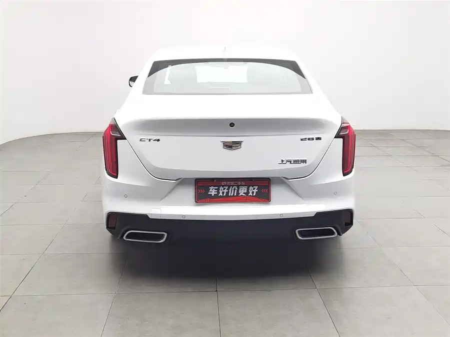 Cadillac CT4
